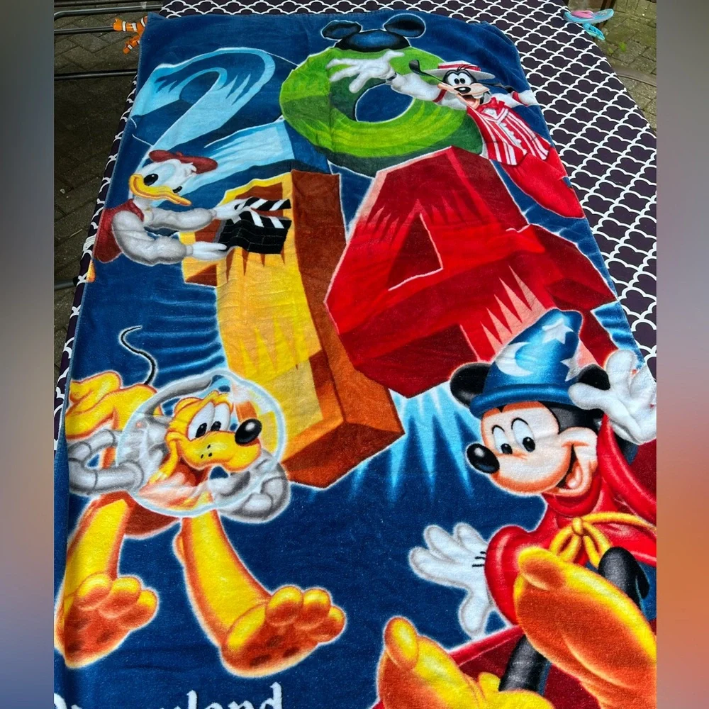 Disney 3 Beach Swim Towels Kids Nemo, Miles, Mickey Mouse